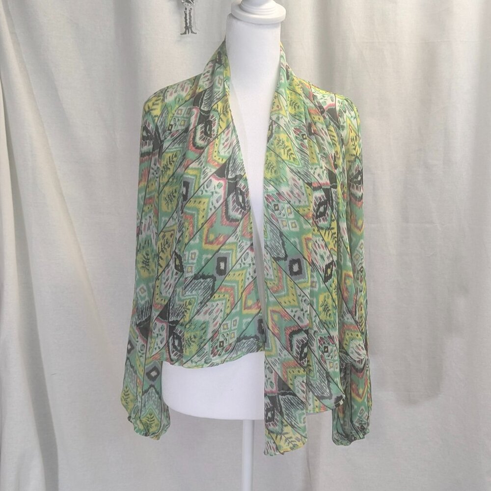 Wish Size Medium Green Patterned Shrug